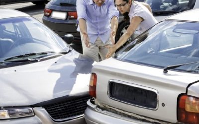 Wer zahlt das Gutachten nach einem Unfall?